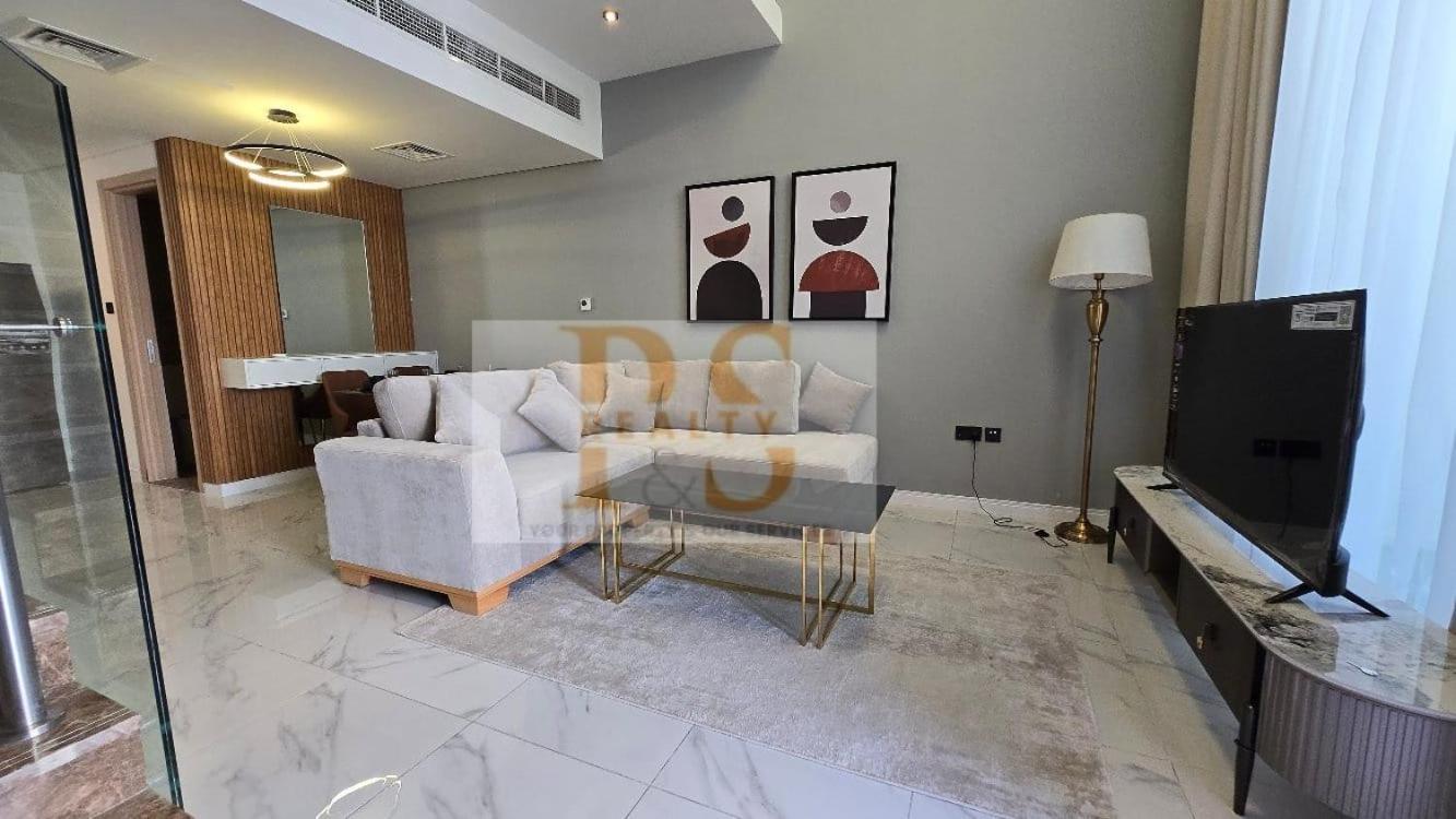 1 Bed Townhouse * Dubai
