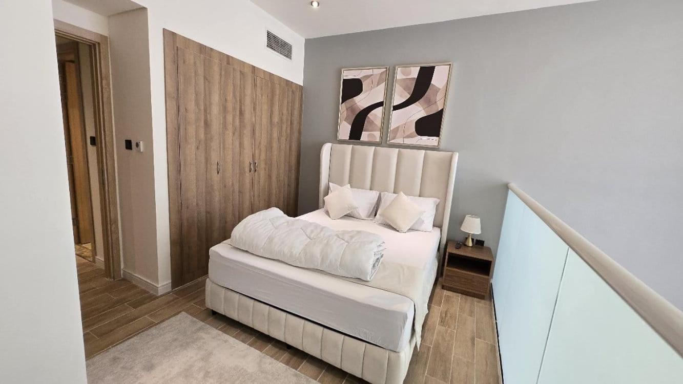 1 Bed Townhouse * Dubai